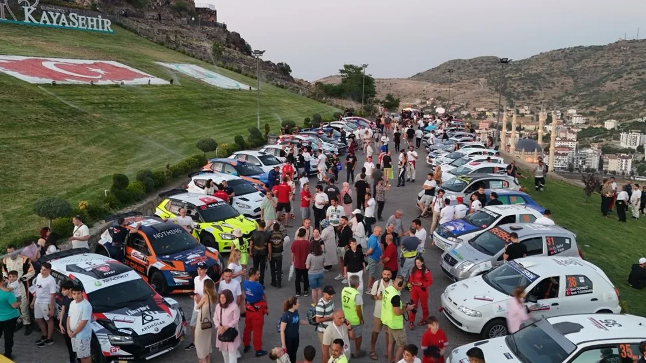 Türkiye Ralli Şampiyonası Kapadokya Yarışı’na seremonik start