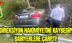 Direksiyon hakimiyetini kaybedip bariyerlere çarptı!