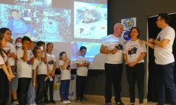 Karabağlar’da Atatürk’ün çocukları uzayla buluştu