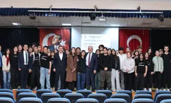 Başkan Özdemir'den liselilere 'umutlarınızı bırakmayın' mesajı