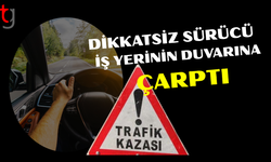 YEŞİLYURT’TA DUVARA ÇARPTI