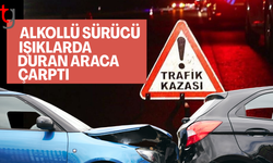 Lefkoşa'da Alkollü Sürücü Kırmızı Işıkta Bekleyen Araca Çarptı