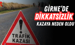 Süratli Araç Önündeki Otomobile Çarptı, 2 Kişi Hastanede