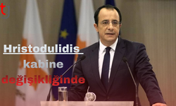 Nikos Hristodulidis kabine değişikliğine gitti