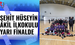 Şehit Hüseyin Akil İlkokulu kız voleybol takımı yarı finalde