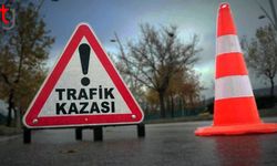 Gece Saatlerinde İskele’de Kaza: Alkollü Sürücü Park Halindeki Araca Çarptı