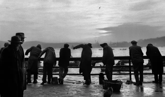 Ara Güler'in 'İstanbul Uyanıyor' kapılarını açtı