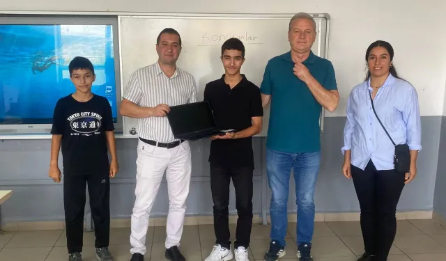 Edirne Keşan'da LGS başarısına laptop ödülü