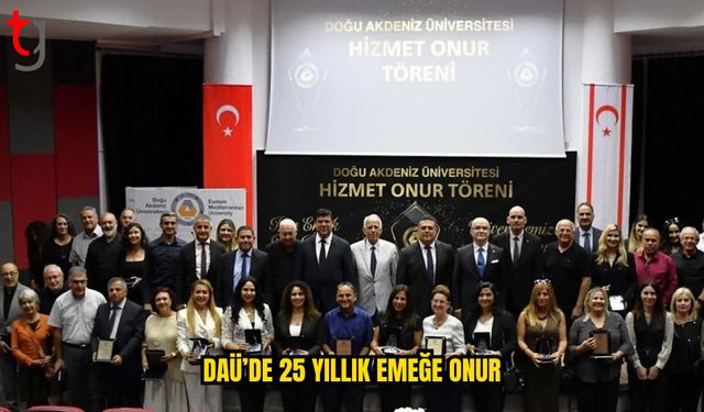 DAÜ’DE 25 YILLIK EMEĞE ONUR PLAKETİ