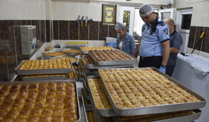 Bursa Karacabey Zabıtası bayram öncesi denetimleri sıklaştırdı