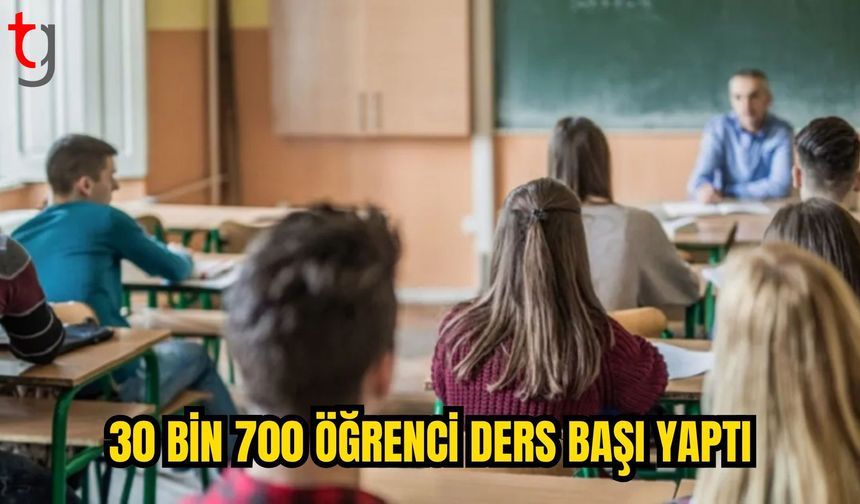 Ortaöğretim ve meslek liselerinde yeni eğitim yılı başladı