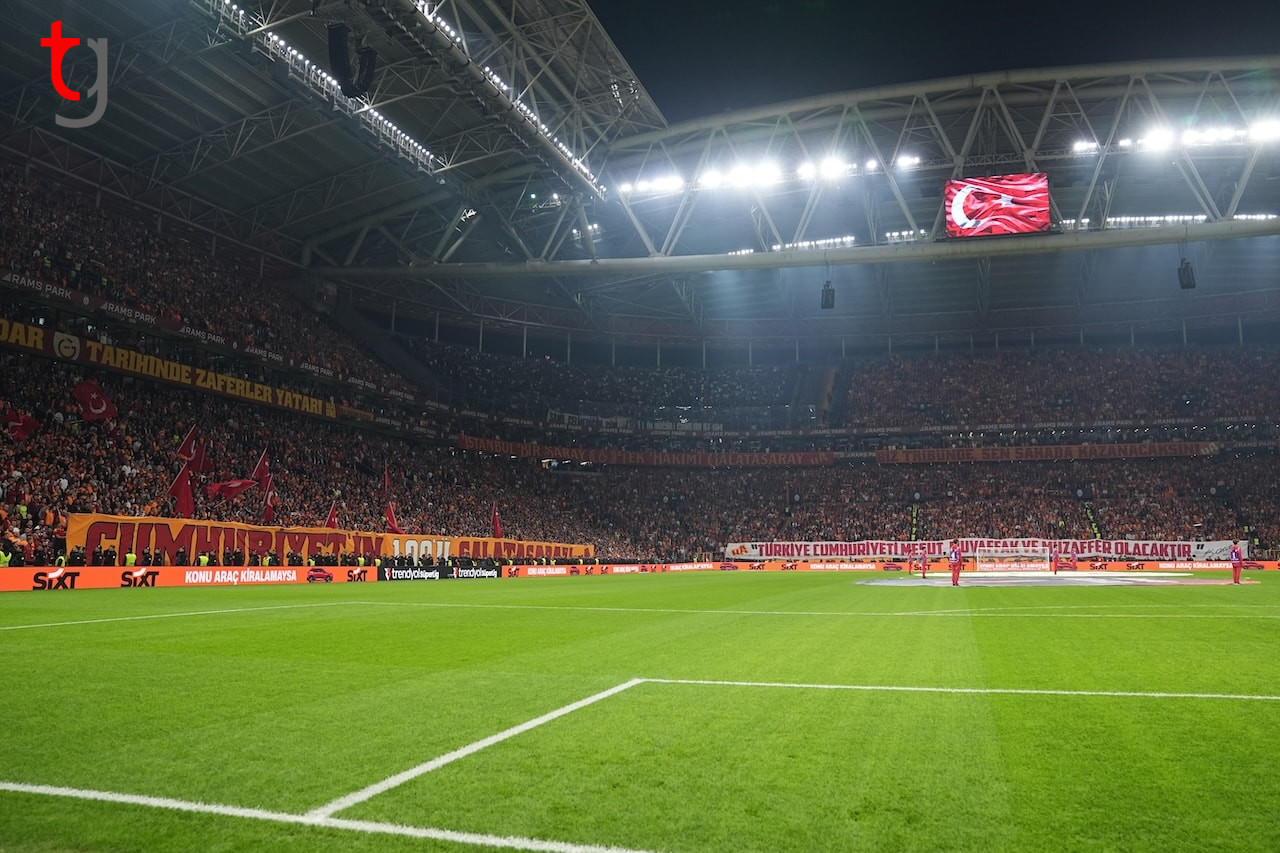 Aa202410283603997236039970Galatasaraybesiktasjpg A5 E N V6Ivw U2 Gfa F R Htur Hg