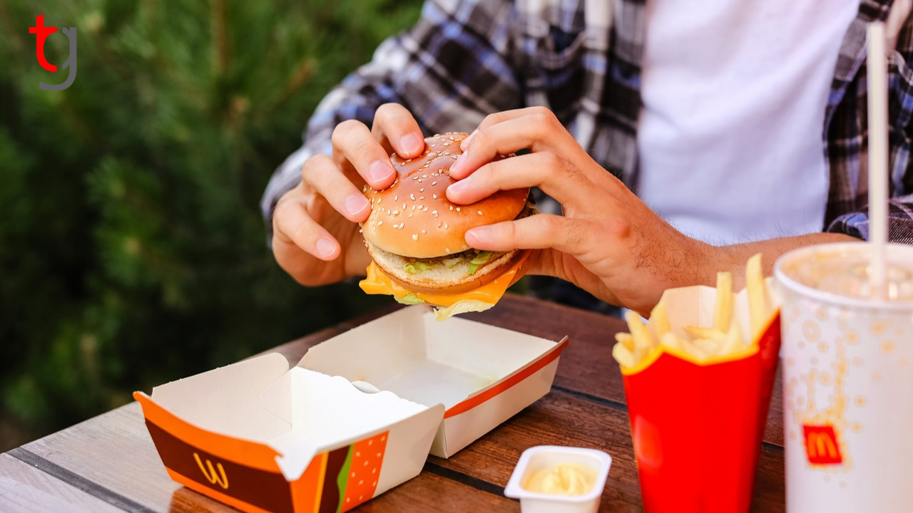 Mcdonalds 5 Yil Sonra Ikonik Burgerlerinin Tarifinde Degisiklige Gidiyor Clw S