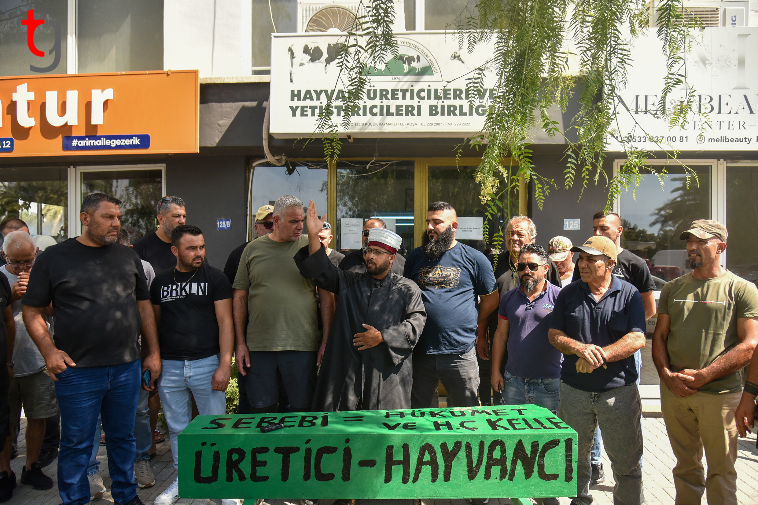 1753699724629 Hayvancilar Birligi Eylem Duzenledi 1 So